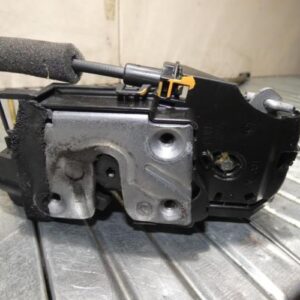 Serrure arriere droit RENAULT CLIO 4 PHASE 1 Diesel