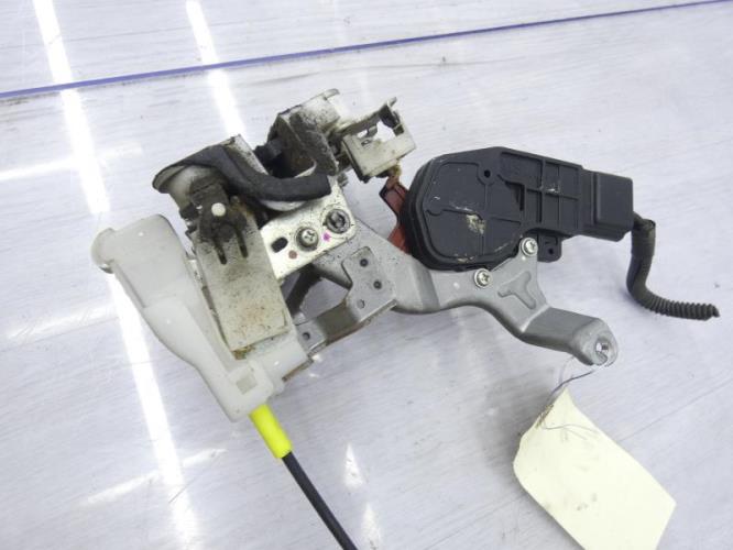 Serrure arriere droit PEUGEOT 107 PHASE 1 Essence