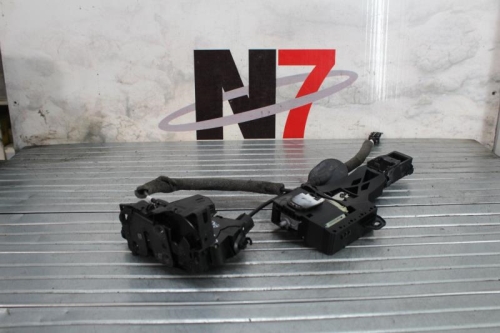 Serrure arriere droit RENAULT MEGANE 4 PHASE 1 Diesel