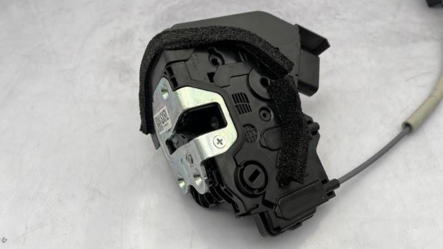 Serrure arriere gauche KIA RIO 4 PHASE 1 Essence/Hybride