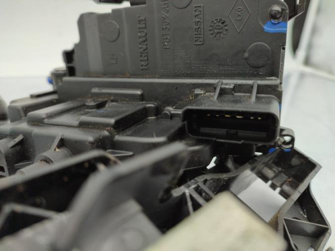 Serrure arriere gauche RENAULT SCENIC 3 PHASE 1 Diesel