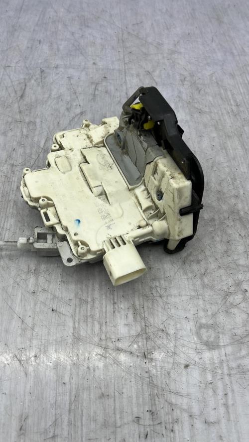 Serrure arriere gauche AUDI A4 2 AVANT PHASE 2 BREAK Diesel