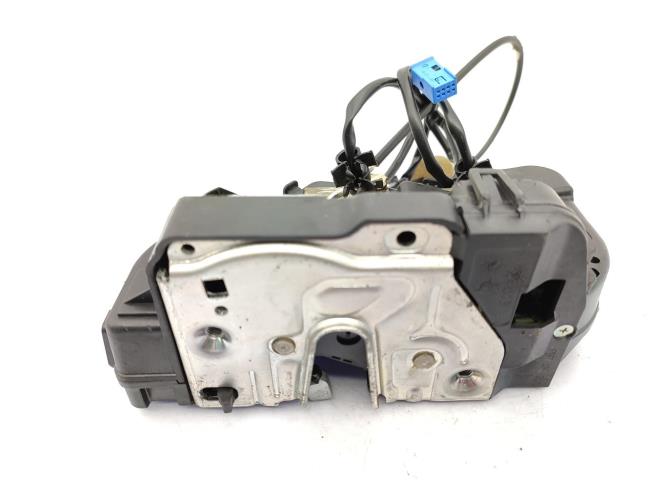 Serrure avant droit MERCEDES CLASSE E 211 PHASE 1 Diesel