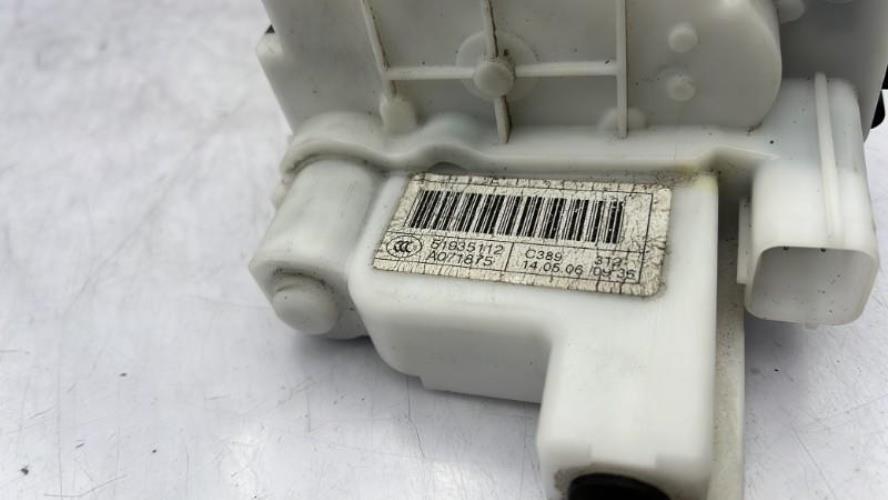 Serrure avant droit FIAT 500 2 PHASE 1 Essence