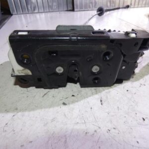 Serrure avant droit VOLKSWAGEN GOLF 6 Diesel