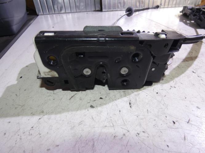 Serrure avant droit VOLKSWAGEN GOLF 6 Diesel