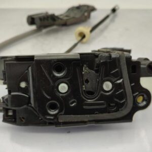 Serrure avant droit VOLKSWAGEN GOLF 6 Diesel