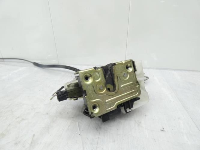 Serrure avant droit RENAULT CLIO 2 PHASE 1 Essence