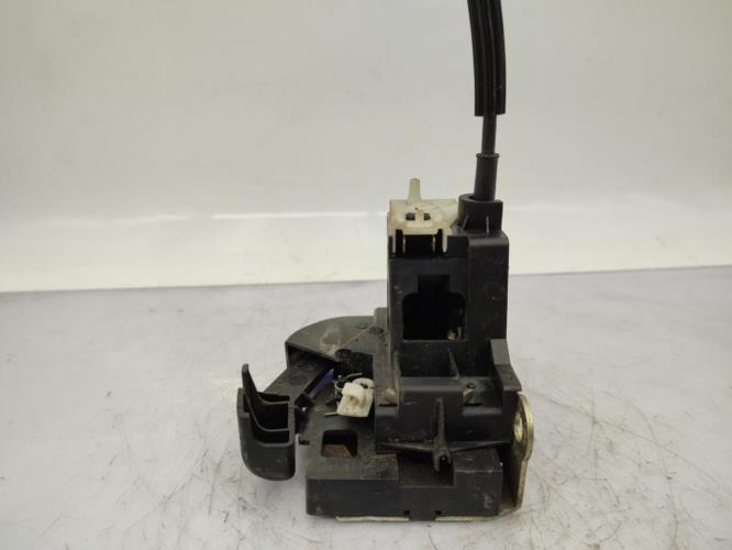 Serrure avant droit RENAULT CLIO 2 PHASE 2 Diesel