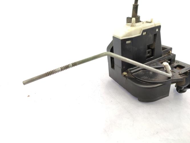 Serrure avant droit RENAULT CLIO 2 PHASE 2 Diesel