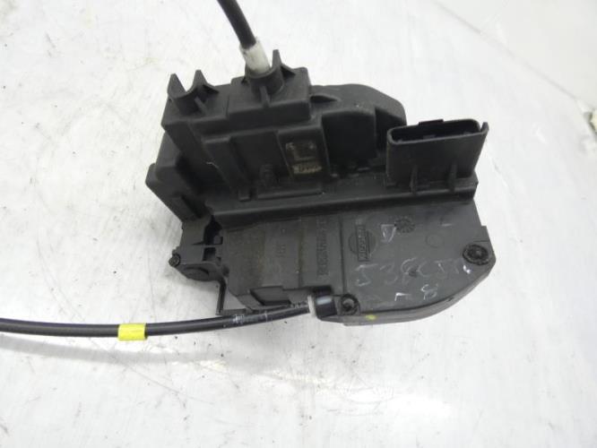 Serrure avant droit NISSAN MICRA 3 PHASE 3 Diesel