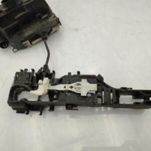 Serrure avant droit RENAULT SCENIC 2 PHASE 1 Diesel