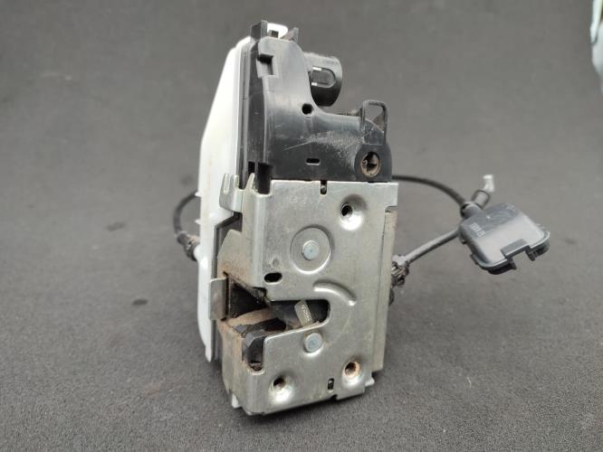 Serrure avant droit RENAULT SCENIC 2 PHASE 2 Diesel