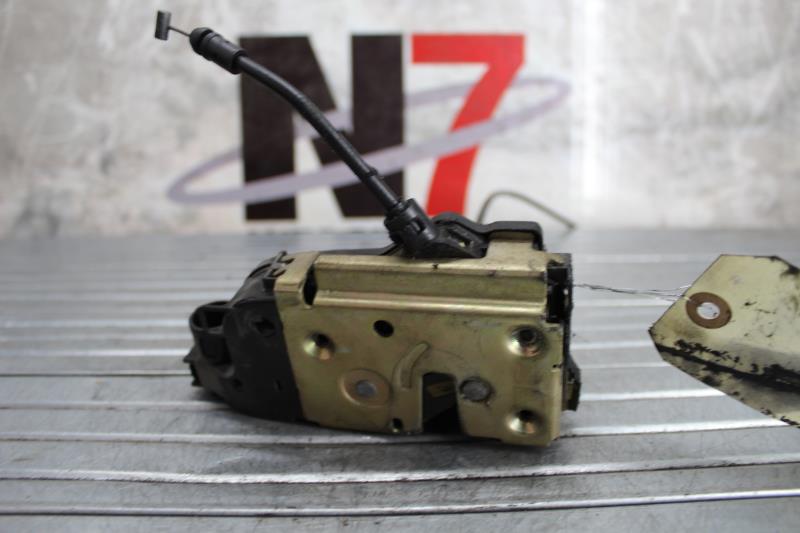 Serrure avant droit RENAULT SCENIC 2 PHASE 1 Diesel