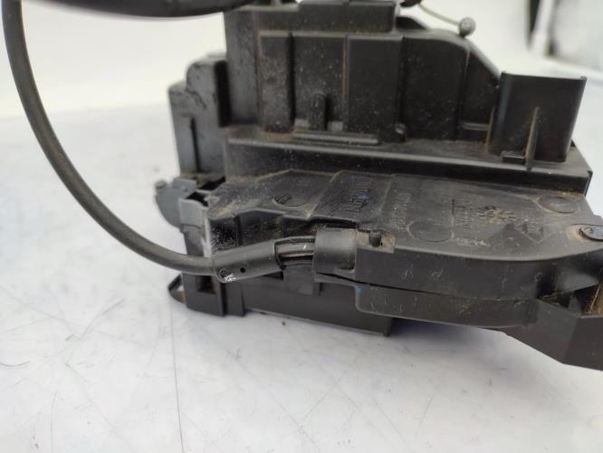 Serrure avant droit RENAULT CLIO 3 PHASE 1 BREAK Diesel