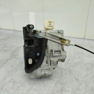 Serrure avant droit AUDI A4 2 AVANT PHASE 2 BREAK Diesel