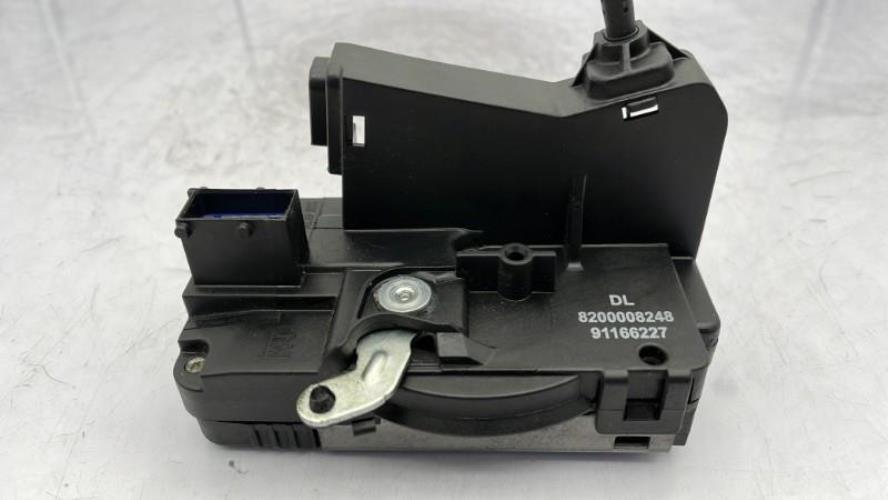 Serrure avant droit OPEL VIVARO 1 PHASE 2 Diesel