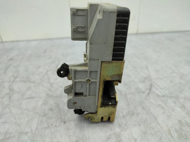 Serrure avant droit PEUGEOT 406 PHASE 1 Diesel