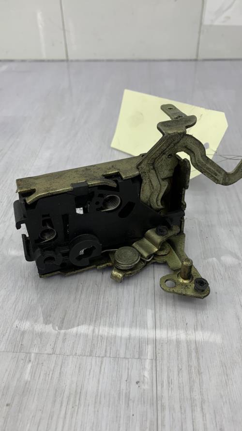 Serrure avant droit CITROEN AX PHASE 1 Essence