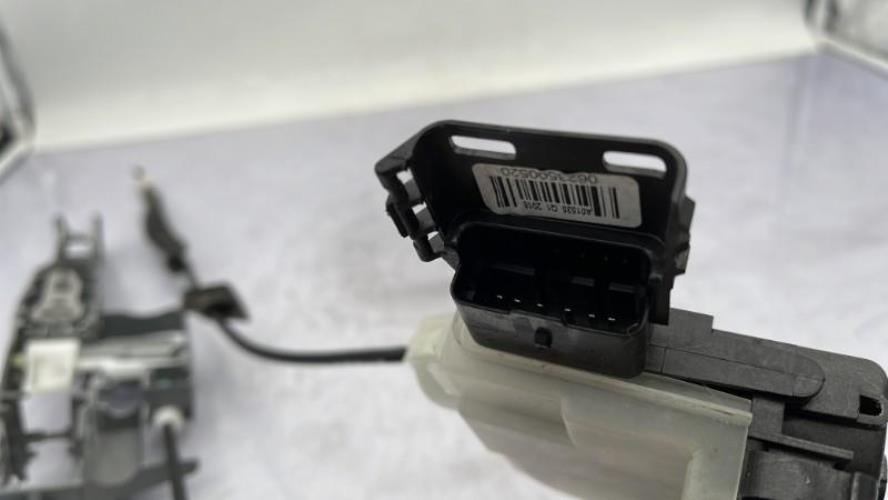 Serrure avant droit CITROEN C3 2 PHASE 2 Diesel