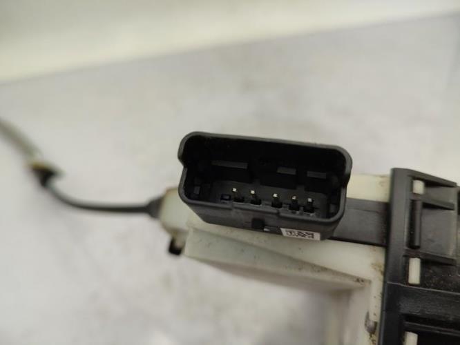 Serrure avant droit PEUGEOT 208 1 PHASE 2 Diesel