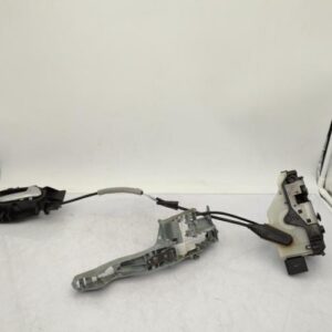Serrure avant droit PEUGEOT 208 1 PHASE 2 Essence
