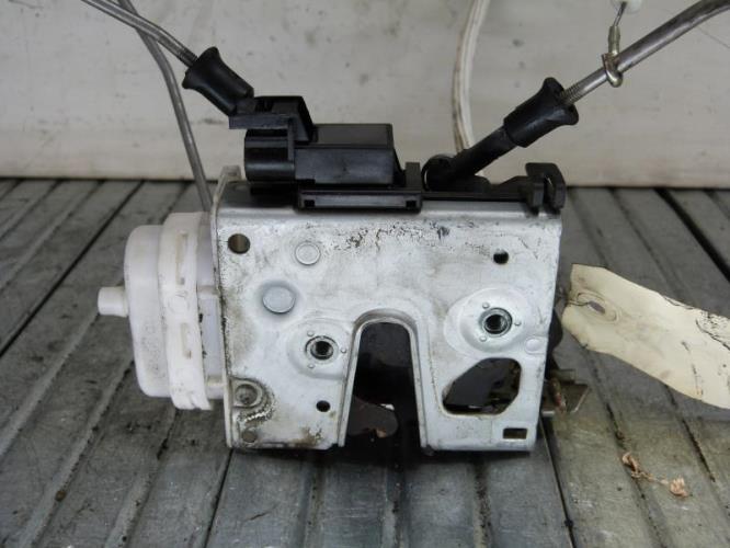 Serrure avant droit AUDI A4 1 PHASE 1 Diesel