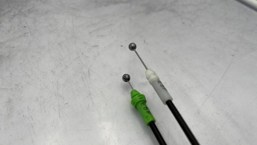 Serrure avant droit PEUGEOT 108 Essence