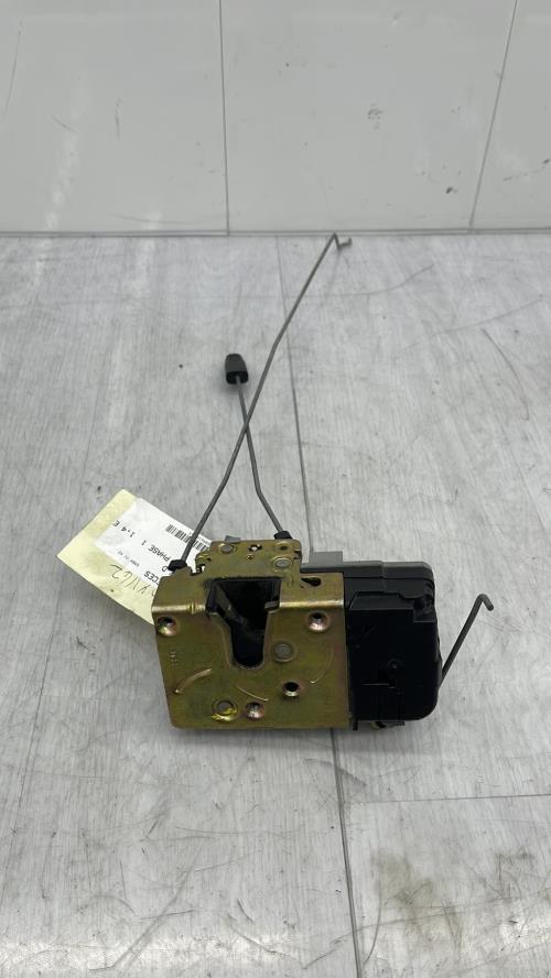 Serrure avant droit PEUGEOT 206 PHASE 1 Essence