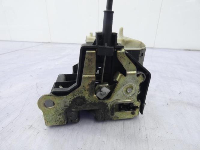 Serrure avant droit RENAULT CLIO 2 PHASE 2 Diesel