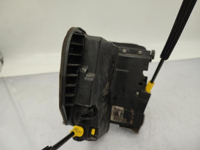 Serrure avant gauche OPEL ASTRA K PHASE 1 Essence