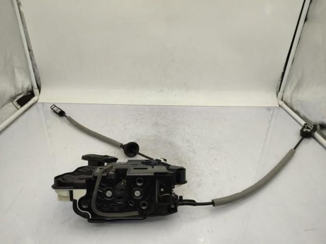 Serrure avant gauche VOLKSWAGEN POLO 5 PHASE 2 Essence