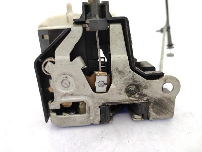 Serrure avant gauche RENAULT CLIO 2 PHASE 2 Diesel