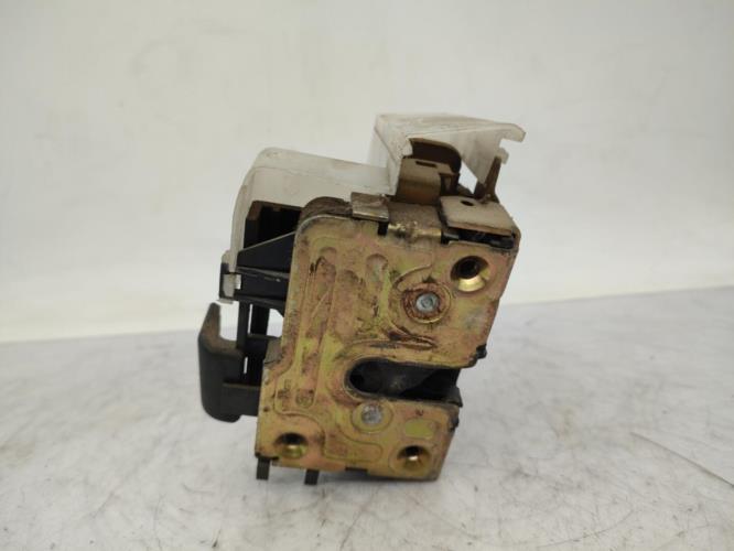 Serrure avant gauche RENAULT MEGANE 1 PHASE 1 Essence