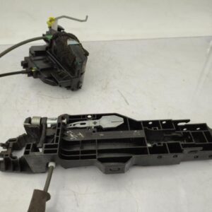 Serrure avant gauche NISSAN JUKE 1 PHASE 1 Diesel