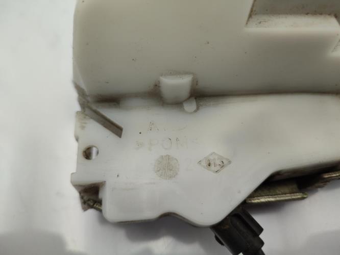 Serrure avant gauche RENAULT SCENIC 2 PHASE 2 Diesel