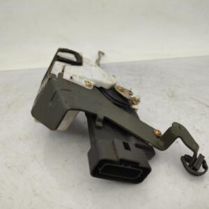 Serrure avant gauche SUZUKI IGNIS 2 Diesel
