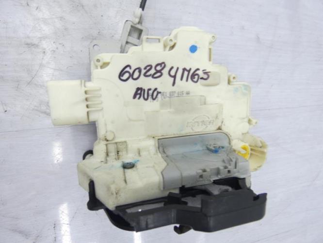 Serrure avant gauche AUDI A4 2 PHASE 2 Diesel