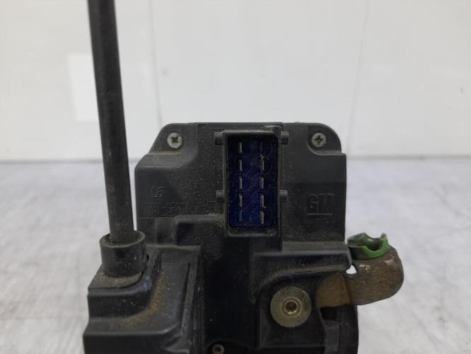 Serrure avant gauche OPEL ASTRA G Essence