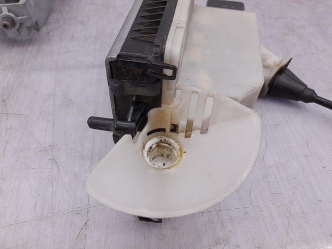 Serrure avant gauche PEUGEOT 2008 1 PHASE 1 Diesel