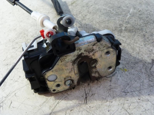 Serrure avant gauche FIAT 500 2 PHASE 1 Essence