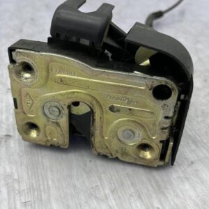 Serrure avant gauche RENAULT CLIO 2 PHASE 2 Diesel