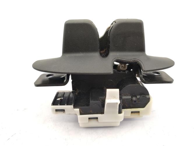 Serrure de coffre RENAULT MEGANE 2 PHASE 1 BREAK Diesel