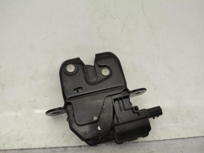 Serrure de coffre RENAULT TWINGO 2 PHASE 2 Essence