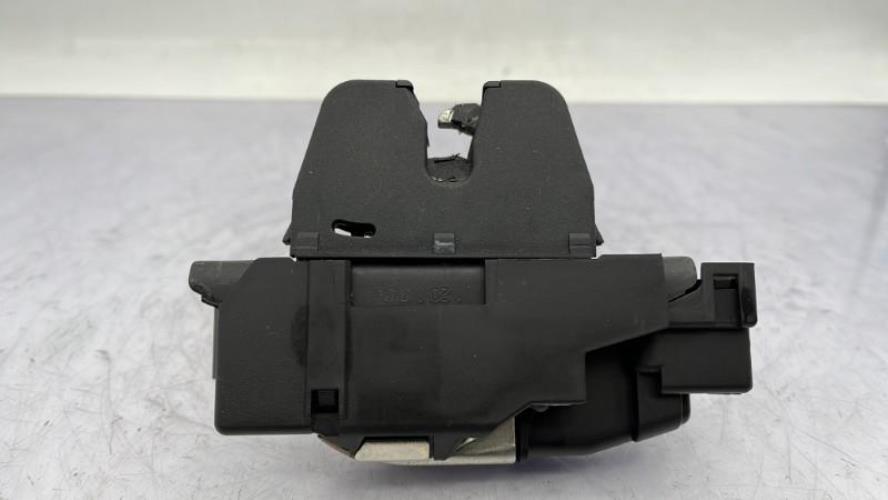 Serrure de coffre PEUGEOT 308 1 PHASE 2 Diesel