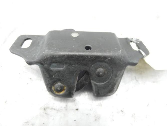 Serrure de coffre PEUGEOT 106 PHASE 1 Essence