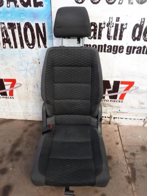 Siege arriere droit VOLKSWAGEN TOURAN 1 PHASE 1 Diesel