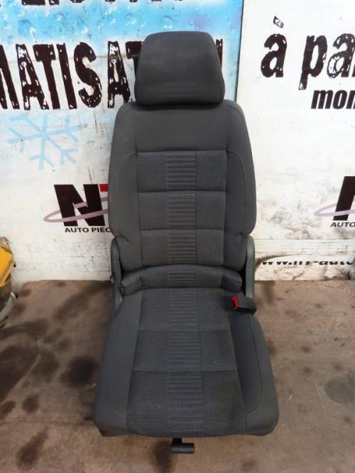 Siege arriere droit VOLKSWAGEN TOURAN 1 PHASE 1 Diesel