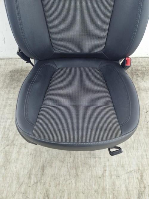 Siege avant droit OPEL ASTRA J PHASE 1 Diesel