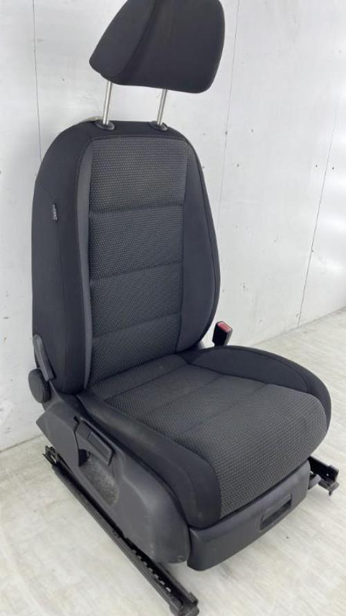 Siege avant droit VOLKSWAGEN GOLF 6 Diesel